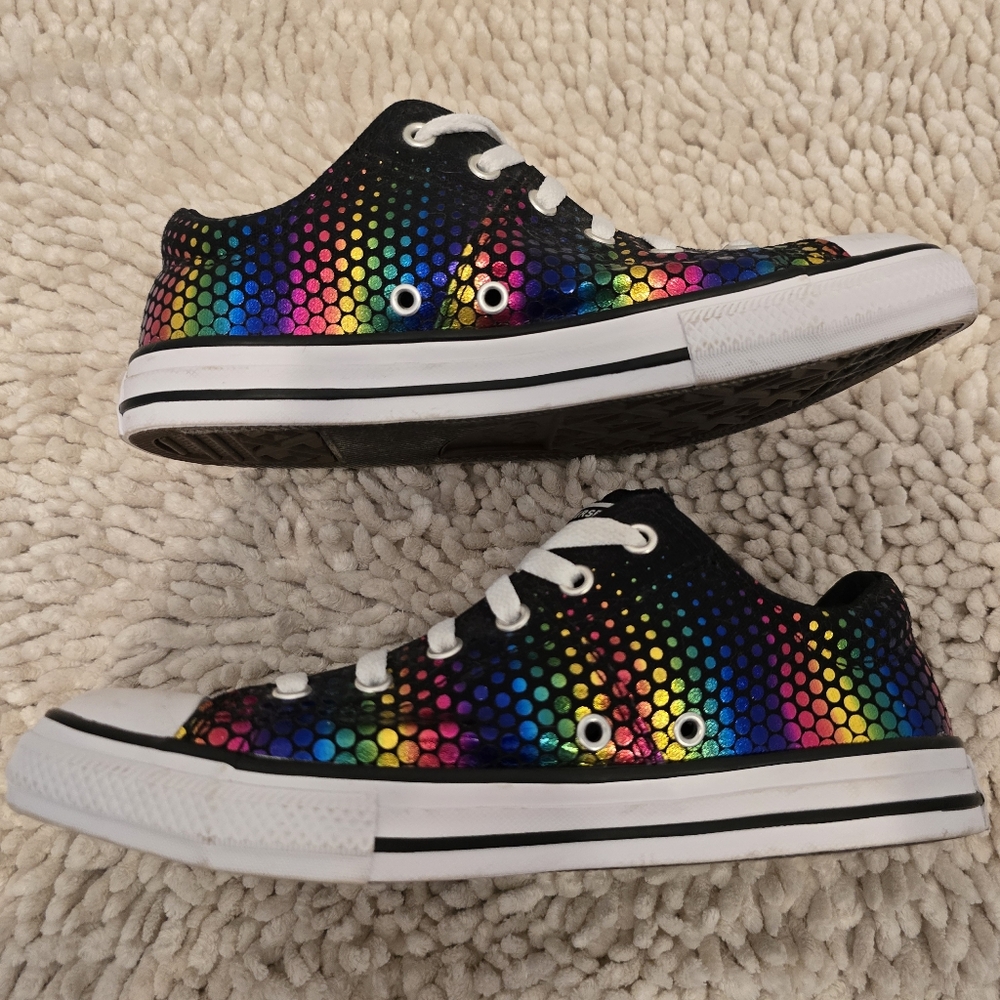 Converse Chuck Taylor Size 7 Womens  Sneakers with Rainbow Pattern